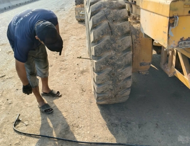 làm nhíp, thay tắc kê ô tô